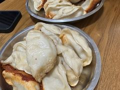 -黄阿姨锅贴大王(万航渡路店)