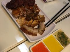 -新大咀港式茶餐厅(宝山万达店)