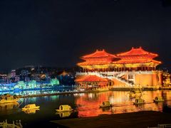 -清明上河园