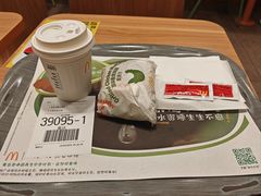 -麦当劳(呼市新华东街店)