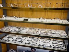 -优医视平价眼镜蔡司依视路折扣工厂店(十里堡店)