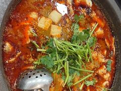 -灶知轩湘西石锅鱼(万佳广场店)