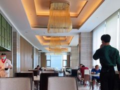 -南阳建业森林半岛假日酒店