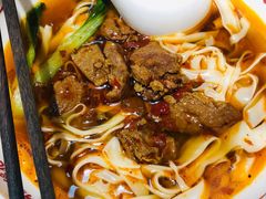 -呷佬·长沙手工米粉(金沙江路店)