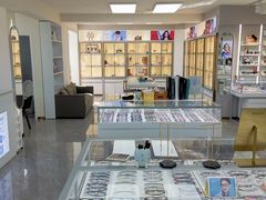 -潘多拉眼镜·蔡司依视路明月(潘家园店)