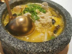 石锅手工豆腐-维园悦谱·海派家常菜(乌鲁木齐南路店)