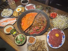 -萍姐火锅·公路夜市(武汉首店)
