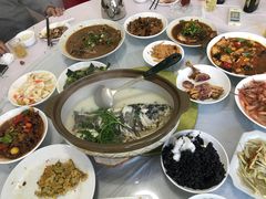 -天乐农家鱼头王(天目湖店)
