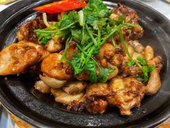 啫啫牛蛙-嘉逸传菜(洛川东路店)
