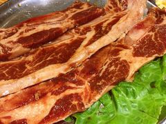 招牌LA牛排-青瓦炭韩潮烤肉(花园道店)