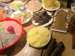-城墙拐拐火锅(三峡广场黑金冠店)