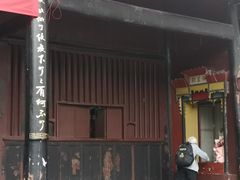 -峨眉山报国寺