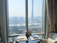 -广州富力丽思卡尔顿酒店