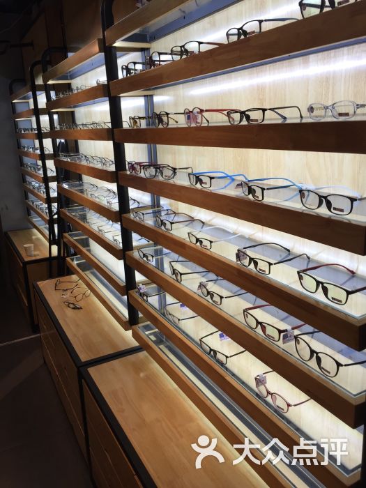 oka欧卡国际眼镜(侯家塘店)图片 - 第3张