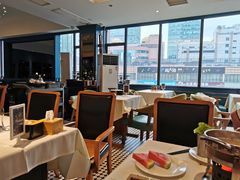 -五月罗马海鲜自助餐厅(陆家嘴店)