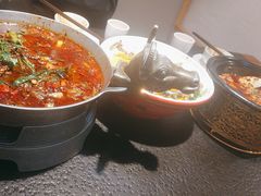 -万重锦·人文川菜馆(骡马市店)
