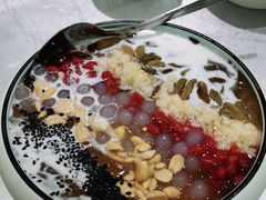 -姚姚酸菜鱼·金戈戈香港豉油鸡(喜荟城联名店)