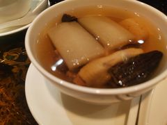 -杭州西子湖四季酒店·金沙厅