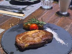 香煎安格斯肉眼扒配喜马拉雅粉盐-喜洲吧·江畔老船厂·庭院餐厅(喜临院店)