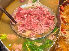 -来龍儿鲜切牛肉自助老火锅