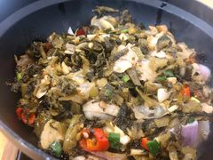 雪菜干锅蝴蝶蚌-万景饭店·鱼街农家菜