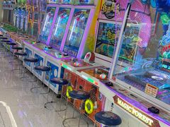-爱玩嘉年华(江北一店)