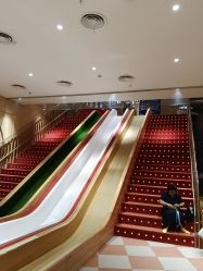 -奈尔宝·儿童乐园·亲子餐厅(前滩店)