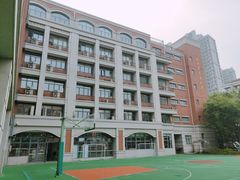 -上海市黄浦区卢湾第一中心小学