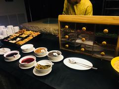 -唐拉雅秀酒店-西锦汇空中BBQ·思创餐厅