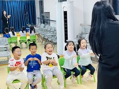 -蓝话筒·少儿成人演讲口才·主持朗诵·戏剧表演(大华第一坊店)