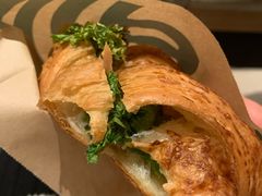 蛋香鸡肉可颂-星巴克(汾阳路店)