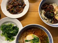 -沪西老弄堂面馆(定西路店)