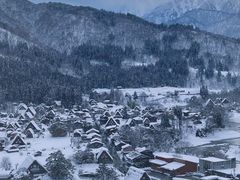-白川乡与五箇山的合掌构造村落