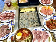 -阿亲家·韩式无限烤肉(花果园店)