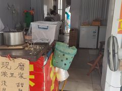 -正宗杂粮煎饼香软鸡蛋饼