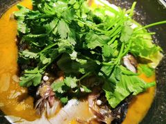 鱼头-老湘亲·品鉴湘菜(蔡塘爱琴海店)