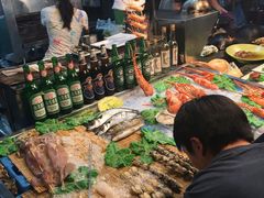 -六合夜市