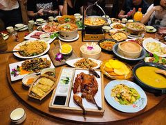 -老滇山寨•云南特色菜•地方菜•民族风情歌舞表演(金碧店)