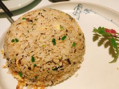 梅干菜炒饭-卯时·龙光雅宴·精致锡帮菜(惠山古镇店)