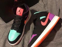 -Air Jordan(世贸天阶店)