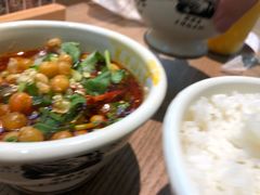-成都你六姐·牛肉冒菜(上海环宇荟店)