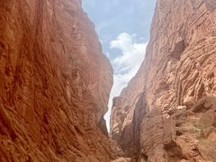 -天山神秘大峡谷