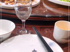 -宏源鑫海鲜餐厅·海景婚宴厅(石老人店)