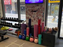 -思迈威健身(积玉桥万达店)