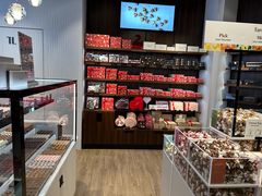 -Laderach 莱德拉(上海环贸iapm店)