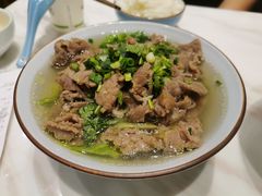 跷脚牛肉-犇逸·乐山跷脚牛肉·四川现炒(览海店)