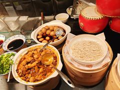 -上海西藏大厦万怡酒店Momo Cafe(徐汇店)