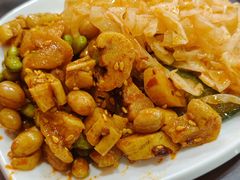 -牛一嘴·兰州牛肉面·大盘鸡(财富中心店)