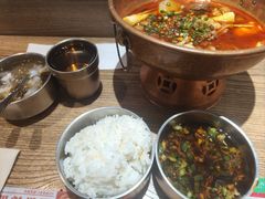 -成都你六姐·牛肉冒菜(上海环宇荟店)