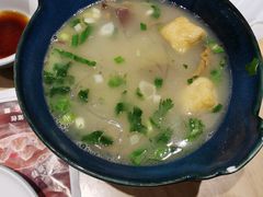 金陵鸭血粉丝汤-弄堂小笼包(西青中北永旺购物中心店)